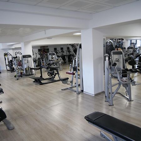 Raay Hotel Braila Bagian luar foto